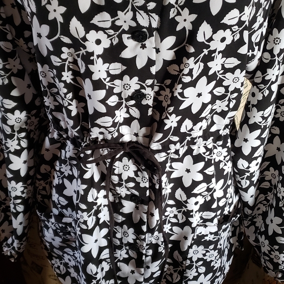 Dickies | Scrub Jacket - Picture 8 of 10